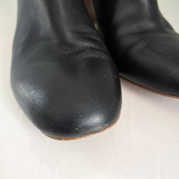 Ann Taylor Bootie Women's 9M Black Leather Side Stretch Pull On Classic Casual - Picture 6 of 11